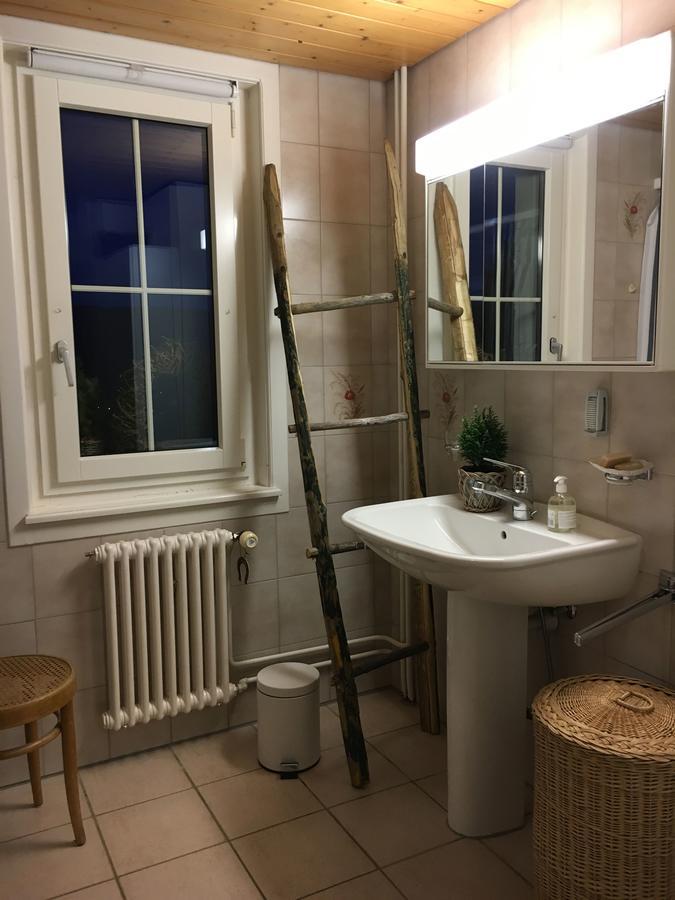 Bnb Im Waldhof Bachenbulach Exteriör bild