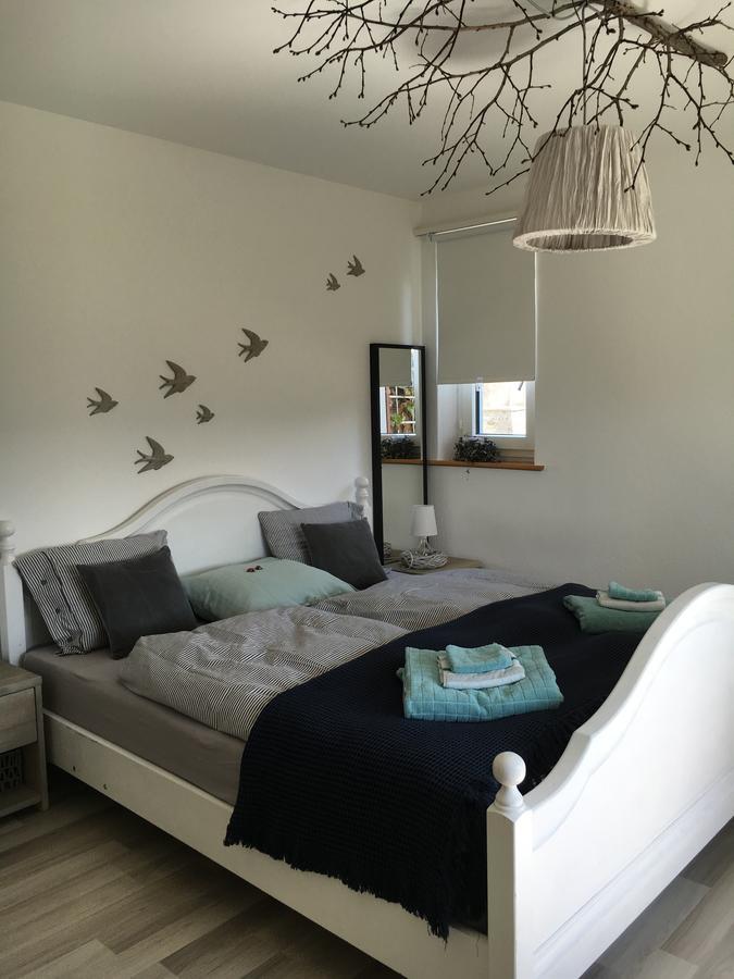 Bnb Im Waldhof Bachenbulach Exteriör bild